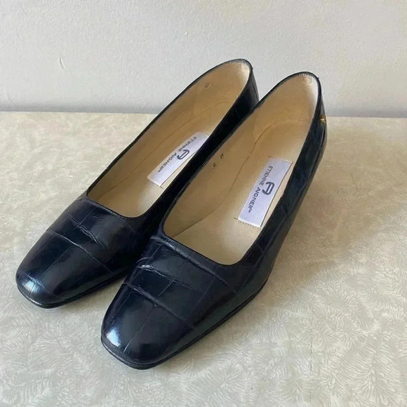 Etienne Aigner Astoria‎ Square Toe Black Heels size 6 - Picture 2 of 9